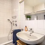 Tulips Apartment