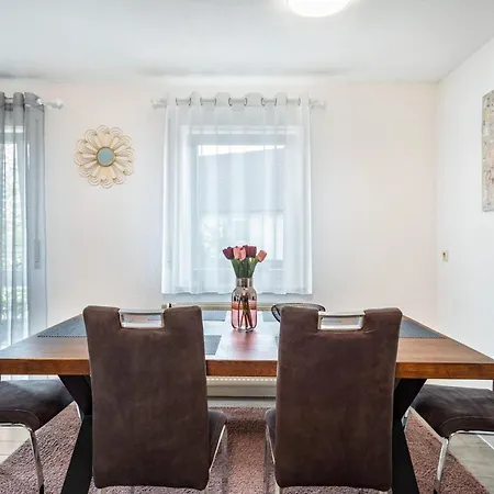 Apartament Tulips Meckenbeuren